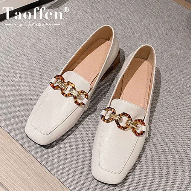 

Туфли-лодочки женские из натуральной кожи, на квадратном каблуке, с металлической цепочкой, размеры 34-40