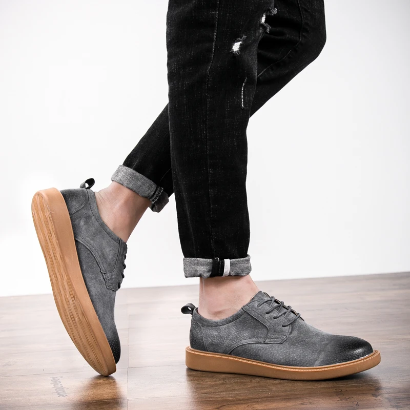 

Men Sneakers Leather Casual Shoes Men lace up Comfortable Massage Soles Fashion Men cow suede Leather Shoes Man Footwear