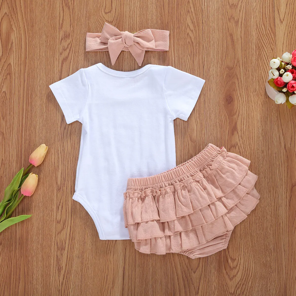 

Newborn Baby Girls Clothes Set Summer New Infant Mama's Girl Bodysuit Romper Tops + Pink Ruffles Shorts Kids Outfits