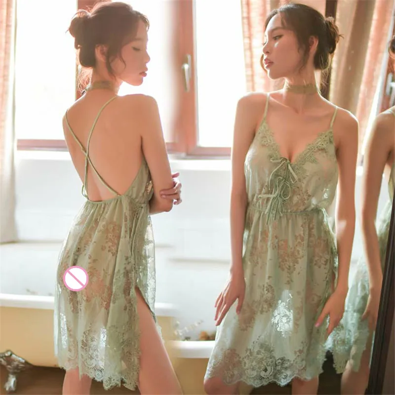 Женская кружевная ночная сорочка с цветочной вышивкой и V-образным вырезом |