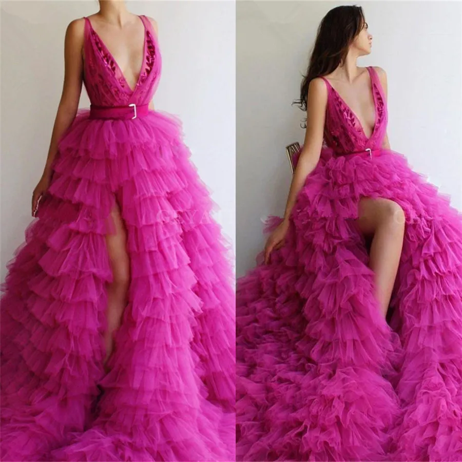 

Sexy Deep V-Neck Ball Gown Soft Tulle Prom Dress Tiered Slit Dubai Saudi Arabic Long Cupcake Evening Party Gown Middle East 2020