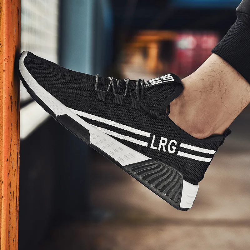 

Spring Summer Men's Shoes New Fashion Sports Breathable Flying Woven Men's Shoes Flat Heel Casual Shoes Sneakers