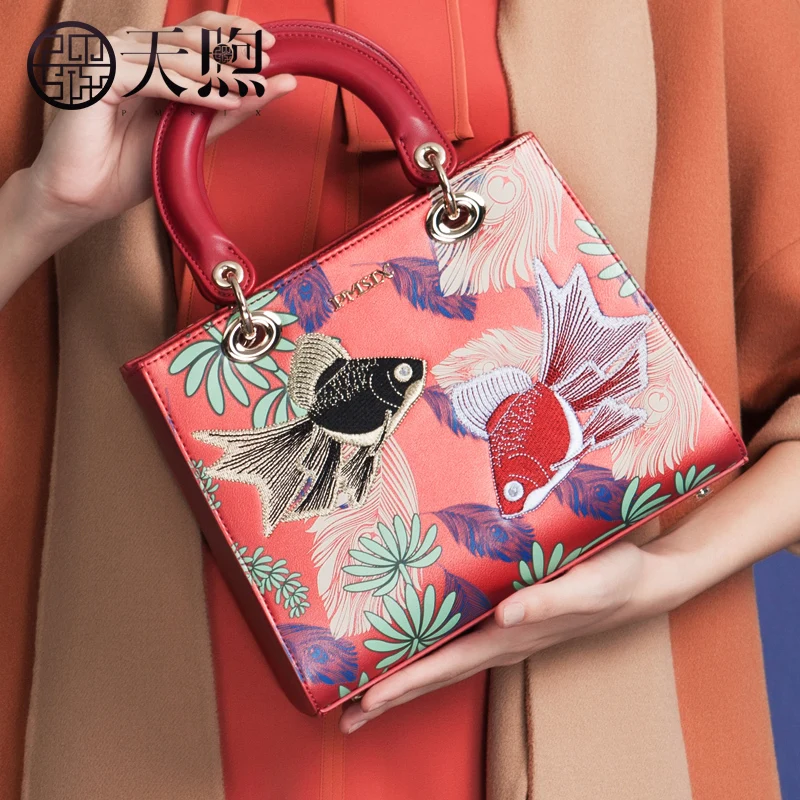 

Hand bag for Women 2020 New Chinese Style Embroidery Fashion Women's Bag Red wedding purses and handbags luxury designer