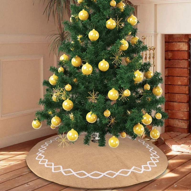 Юбка для новогодней елки из мешковины с белым кружевным декором ручной работы
