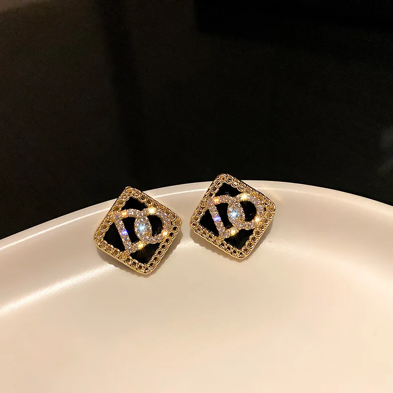 

925 Silver Needle Korea East Gate Small Fragrance Fashion Simple Diamond Inlaid Geometric Letter Earrings Female
