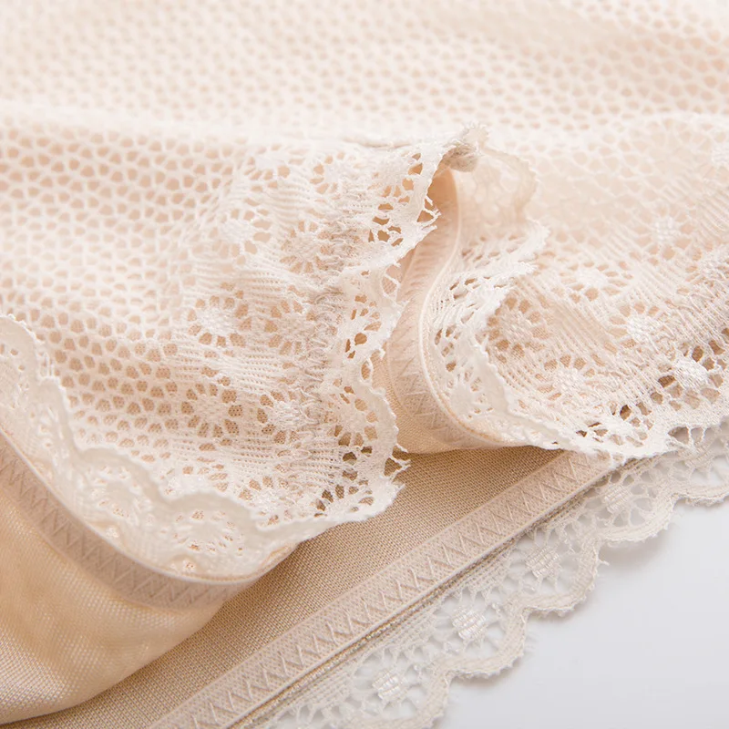 Flame of dream Silk Safety Pants Female Lace Safety Shorts Thin Mulberry Silk  Boxer Shorts 21-905