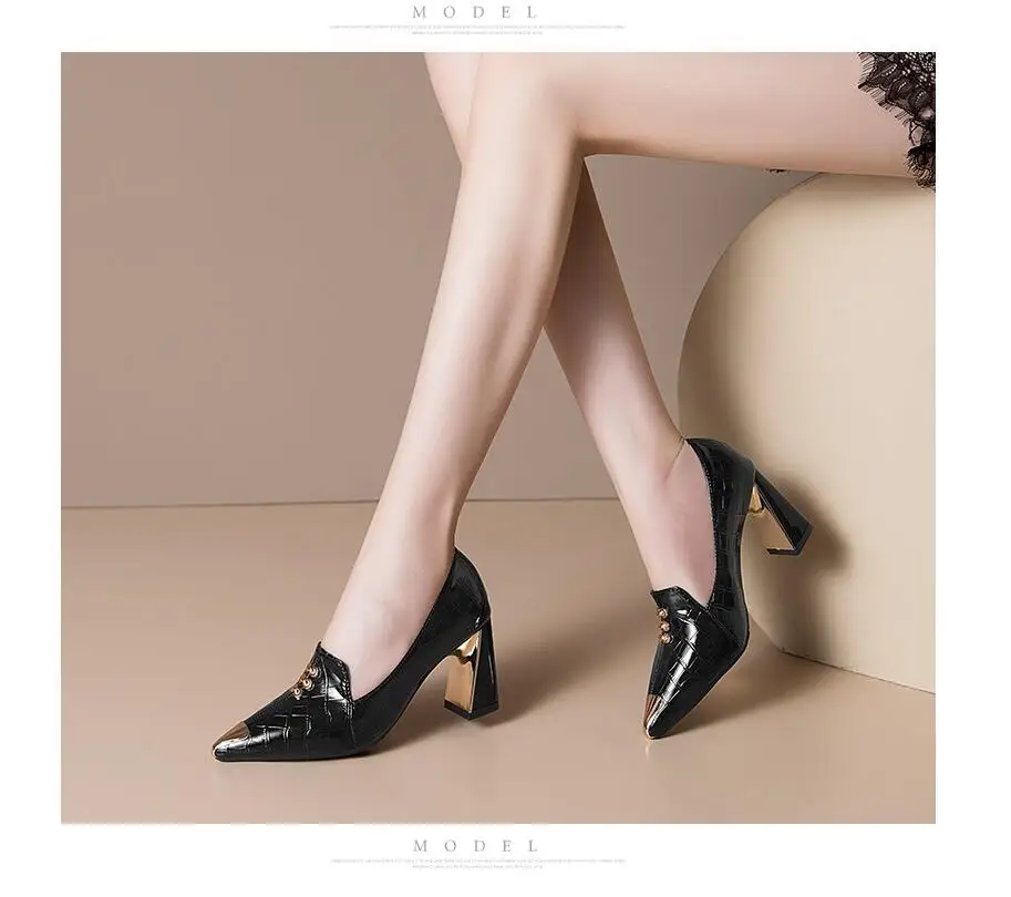 2021 spring and autumn new thick with high-heeled patent leather shallow mouth women's shoes bright metal pointed shallow mouth