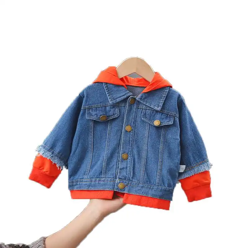 

Детская джинсовая куртка с капюшоном, на молнии