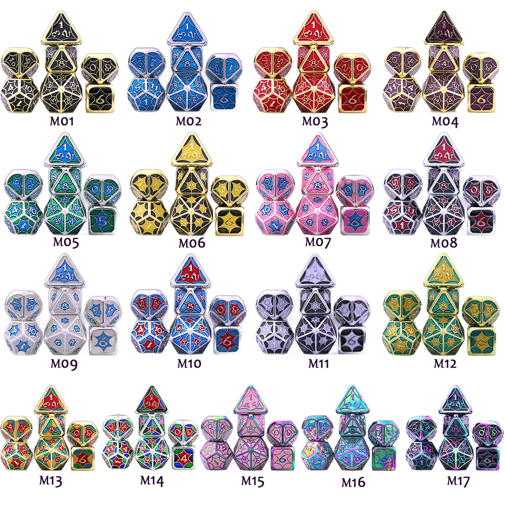 Набор металлических игральных костей с блестящими и гладкими поверхностями 15