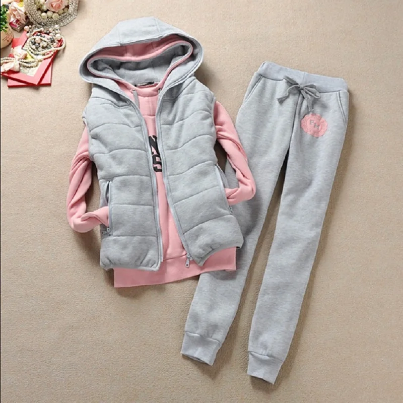 

New Fashion Women Suit Women 's Tracksuits Casual Set with a Hood Fleece Sweatshirt Three Pieces Set Autumn and Winter Print