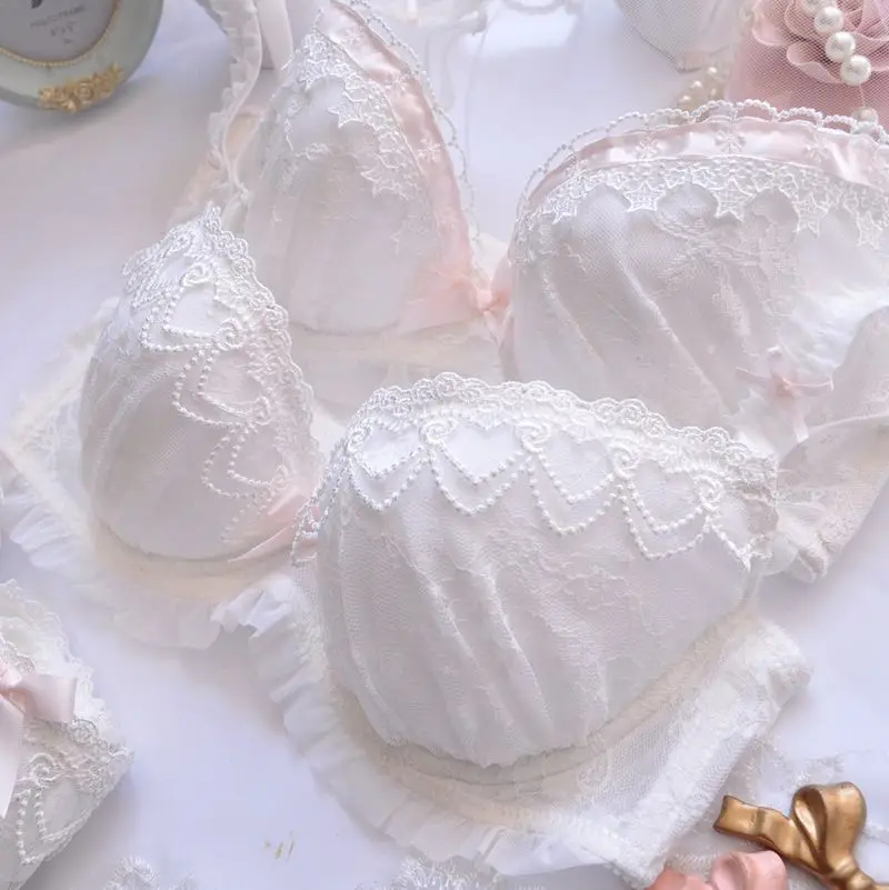 Japanese Sexy Girls Underwear Bras Thongs Lace Lingerie Set Plus Suze Women Gather Embroidery Underwire Push Up Bra and Panty