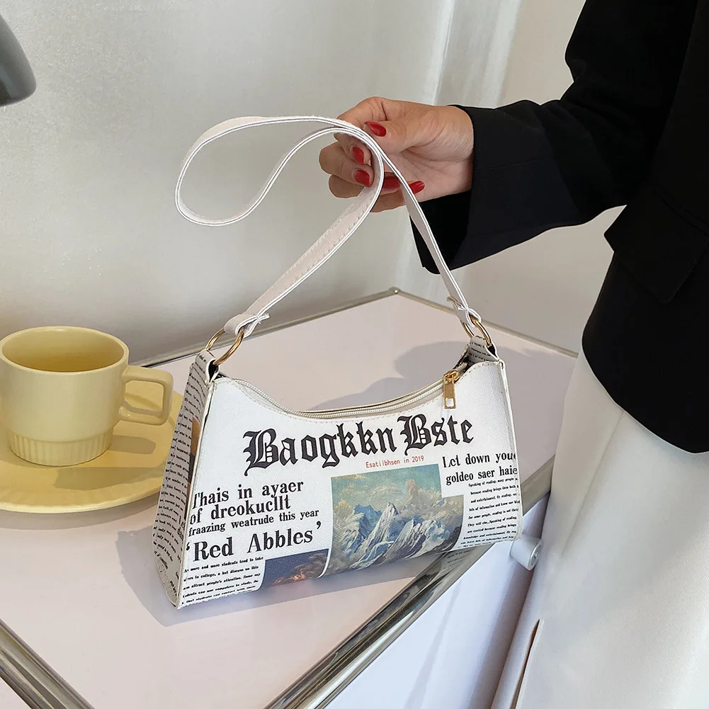 

Fashion Women Newspaper Printing Design High Quality Shoulder Underarm Bags PU Leather Handbags Lady Shoulder Shopper Zipper Bag