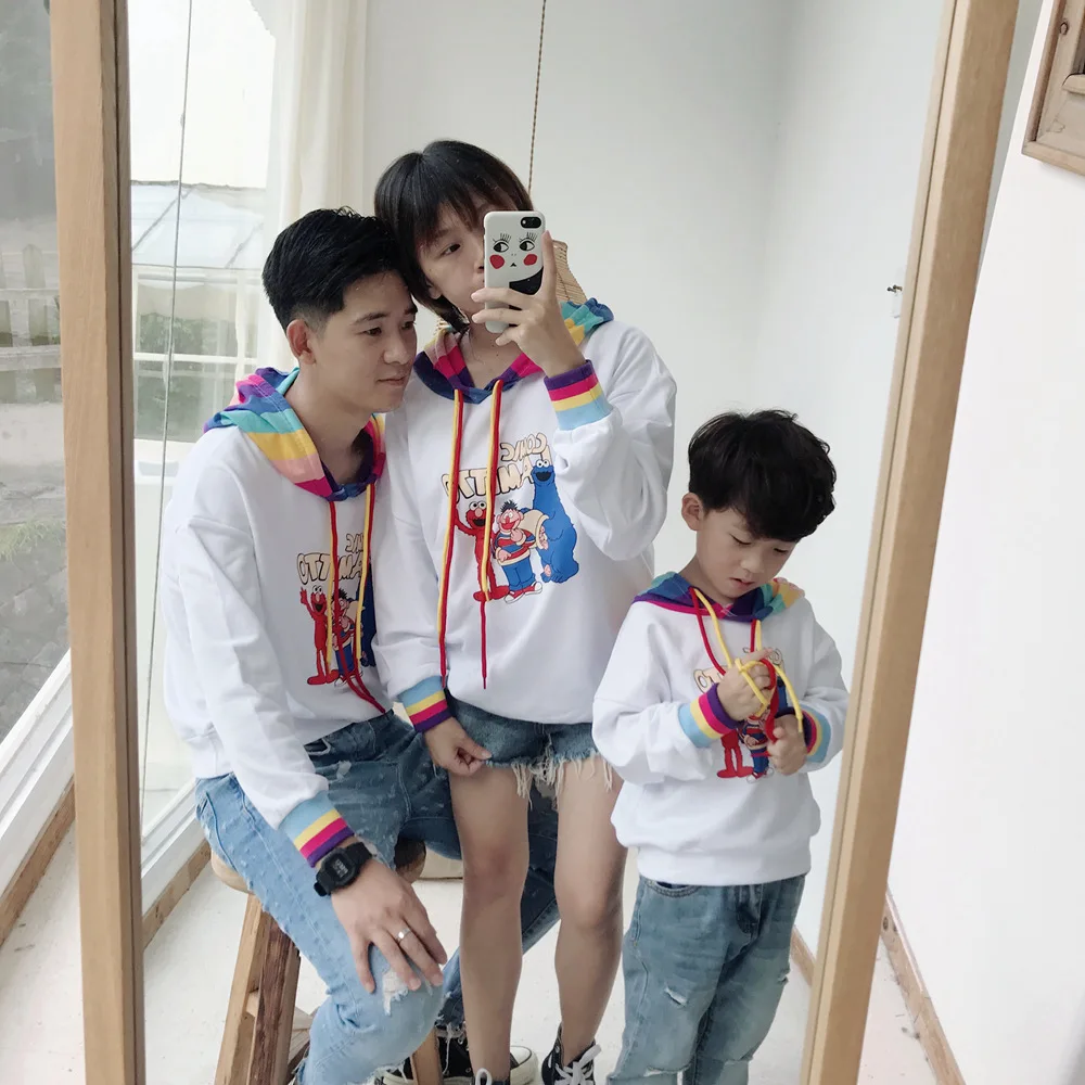 Одинаковая одежда для всей семьи Мама и я семейные Свитера топы с капюшоном