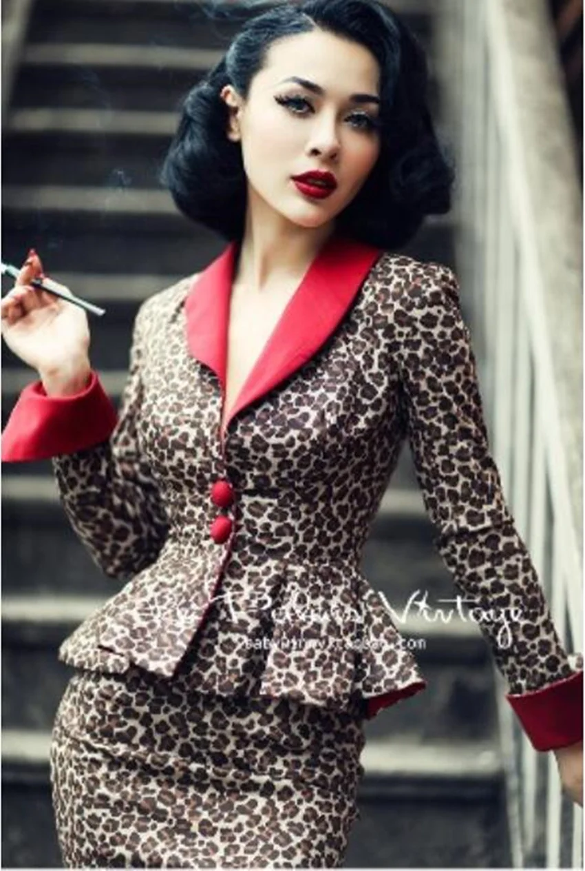 Le Palais винтажный осенний комплект из двух предметов леопардовое облегающее