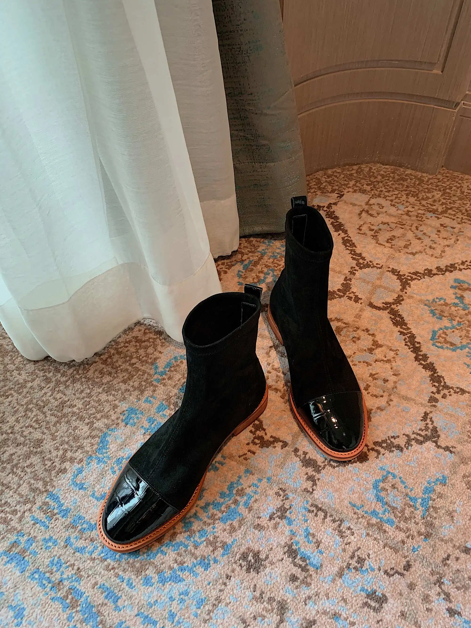 

Vichelo Hot 2020 new arrival leisure winter shoes real leather flock round toe thick low heel slip on daily wear ankle boots L10