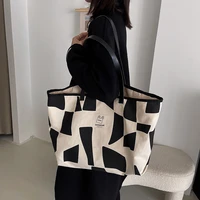 female bag new style 2021 fashion korean tote bag large capacity commuter canvas bag simple texture shoulder bag w32
