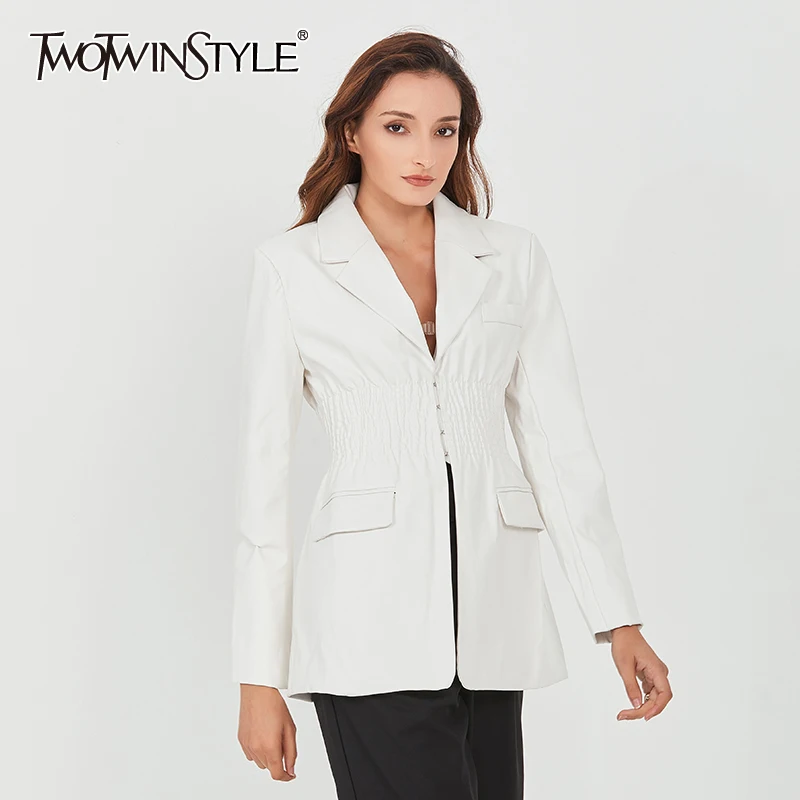 

Женский блейзер TWOTWINSTYLE, с рюшами, v-образным вырезом, длинным рукавом, высокой талией, из искусственной кожи, для осени, 2020