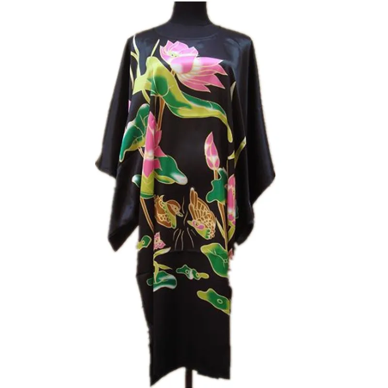 

Black Ladies Robe Summer Casual Pajamas Chinese Women Rayon Sleepwear Kimono Bath Gown Nightgown Kaftan Yukata One Size M03