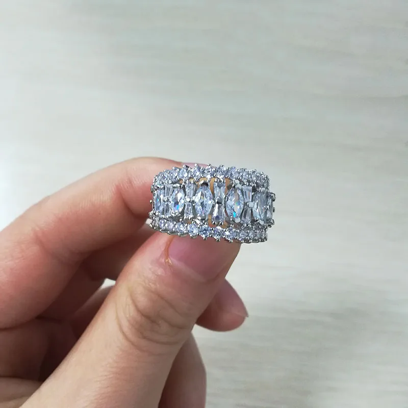 Роскошное посеребренное кольцо с кристаллом циркония модные большие