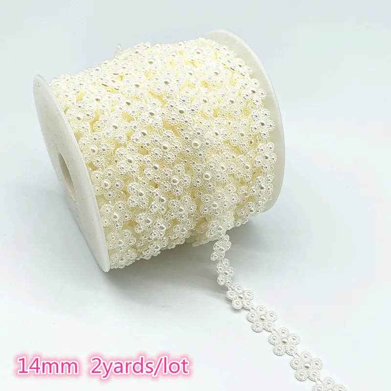 Бусины из искусственного жемчуга цвета слоновой кости и белого 2 ярда