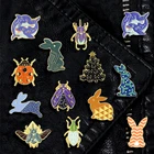 Креативная трендовая брошь в виде мультяшного кролика в полоску с подвеской на лацкане, значок, булавка для джинсовой сумки, подарок для мужчин и женщин, Модная бижутерия, украшение из ткани