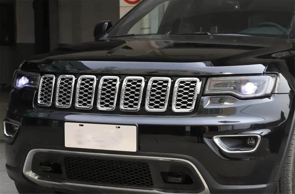 

Front Grille Insert With Net Decoration Stickers For Jeep Grand Cherokee 2017 2018 2019 2020 2021 Chrome Car External Accessory
