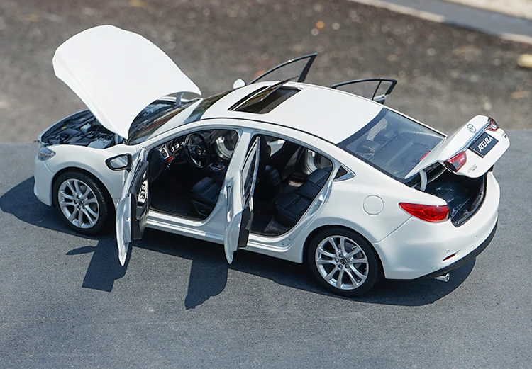 1/18 MAZDA 6 ATENZA литая под давлением металлическая модель автомобиля, игрушки для детей, рождественские подарки, оригинальная Заводская коллекция автомобильных игрушек