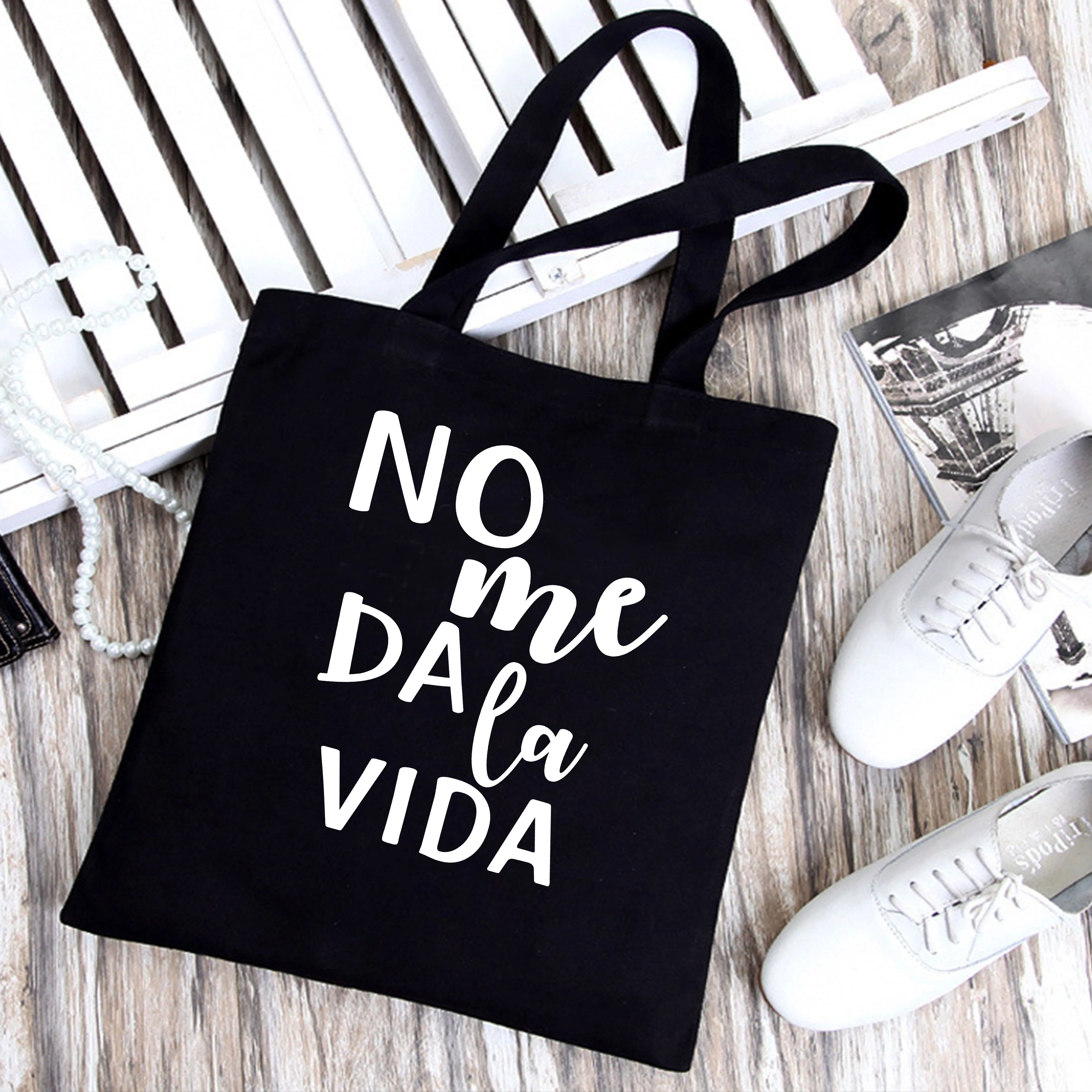 

Fashion Women tote bag Spanish Letter Graphic Print shopping bags Black canvas bag for lady girl gift Black Shoulder bag