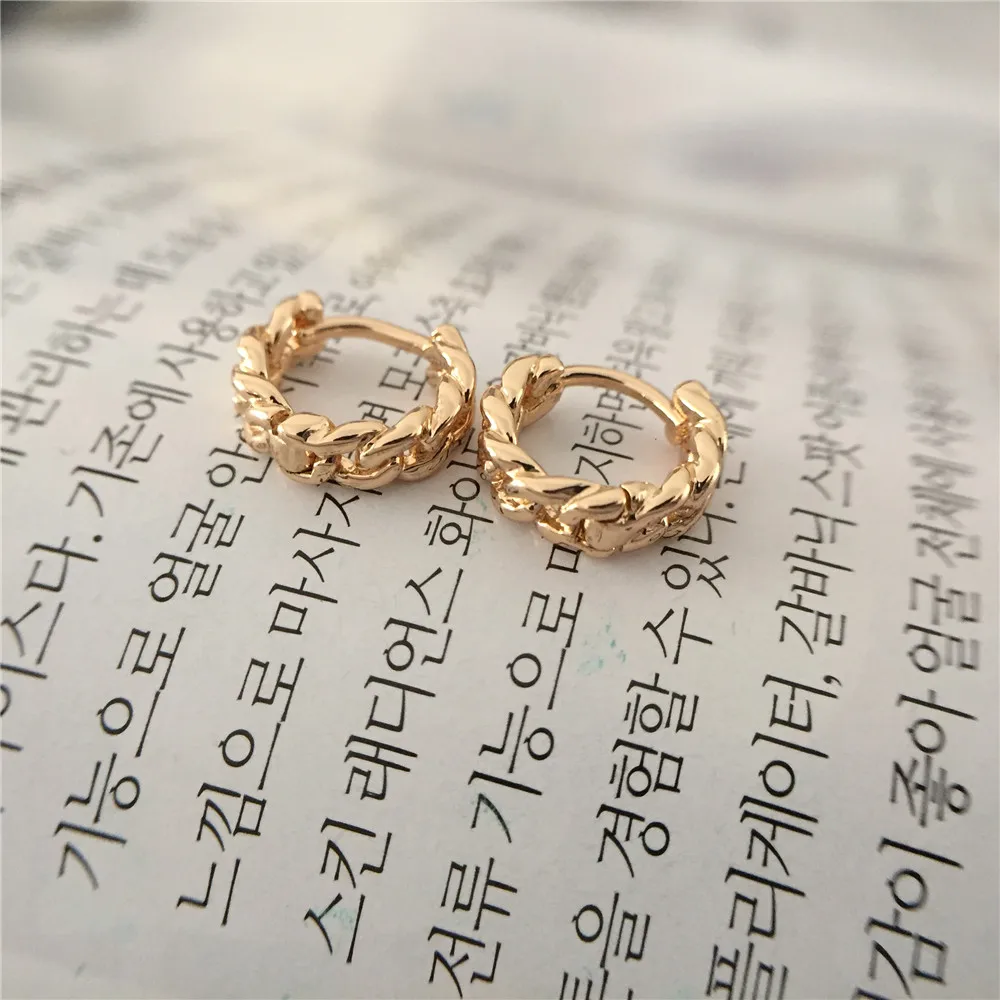 

Trendy Gold Color Plating Cute Small Chain Shape Hoop Earrings For Women Girl Unique Chunky Basic Modern Jewelry Accessory