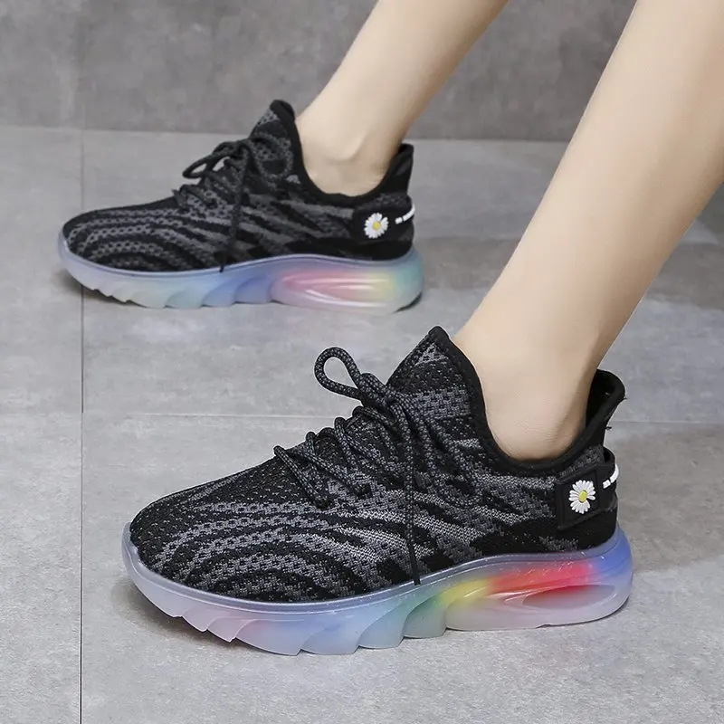 

Shoes Women Sneakers 2021 Fashion Rainbow Color Platform Shoes Casual Walking Shoes Comforable Outdoor Ladies Vulcanized Shoes