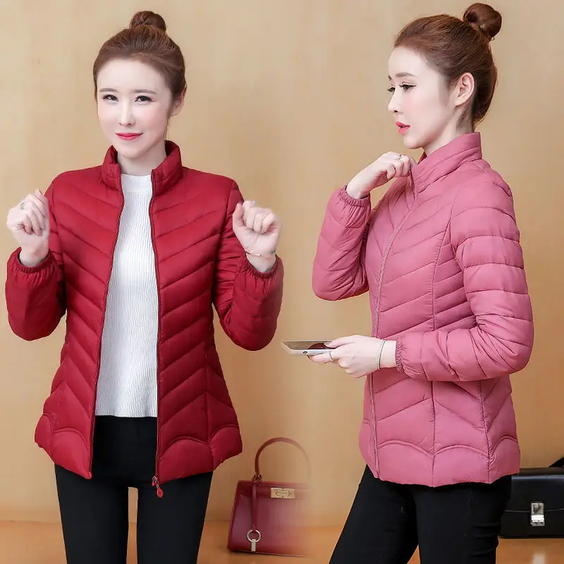 Autumn Winter Down Cotton Padded Jacket Women's Short Hooded Jacket Warm Coat Parka Female Portable Outwear Fashion Korea