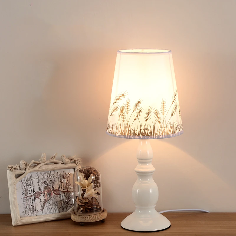 Простые Настольные светильники освещение для спальни гостиной настольная лампа