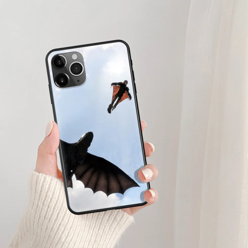 

Toothless How To Train Your Dragon Phone Case For IPhone 5 5S SE 5C 6 6S 7 8 Plus X XS XR 11 12 Mini Pro Max 2020 black Coque
