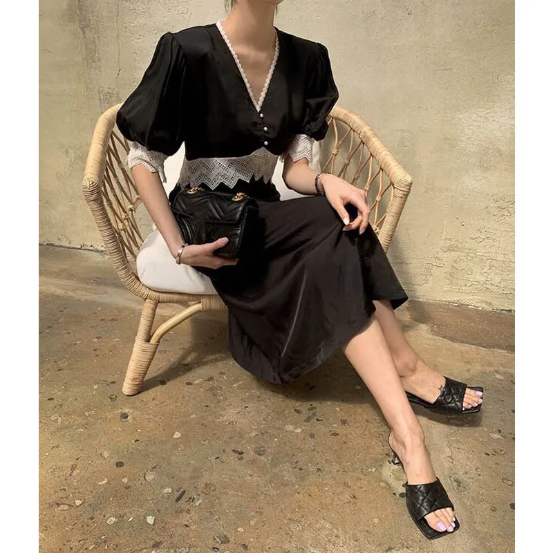 

Korean Chic Elegant V-Neck Dress Women 2020 New Summer Vintage Long Dress Vintage Casual Loose Sexy Puff Sleeve A-Line Dresses