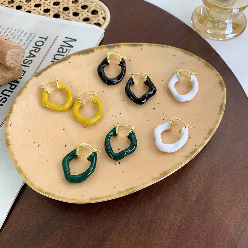 

Minar Multicolor Enamel Irregular Geometric Hoop Earring for Women Mujer Twisted Rope Gold Metal Earring Statement Jewelry 2021