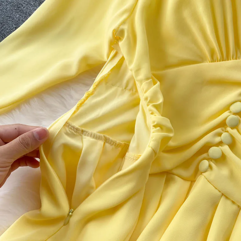 

Women Sexy Deep V-neck Long Sleeve Mini Dress Yellow Party Dresses 2021 Summer Autumn Slim High Waist Pleated Dress Vestidos