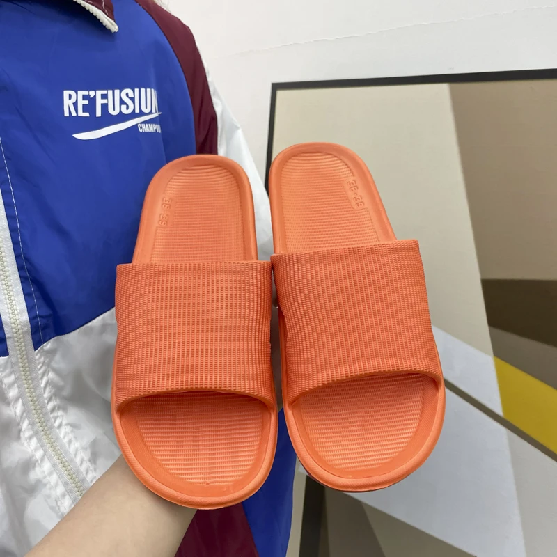 

2021 Summer Indoor Slippers Comfortable Soft Bottom Couple Slippers Large Size Simple Female Slippers