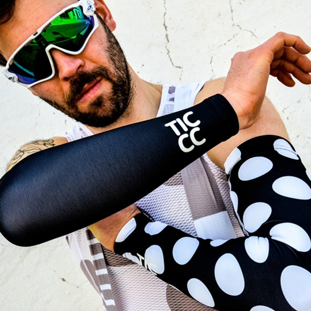 

2021TICCC Pro Team Personality UV Protection Cuff Cycling Arm Warmer Breathable Bicycle Running Racing MTB Bike Cycling Sleeves