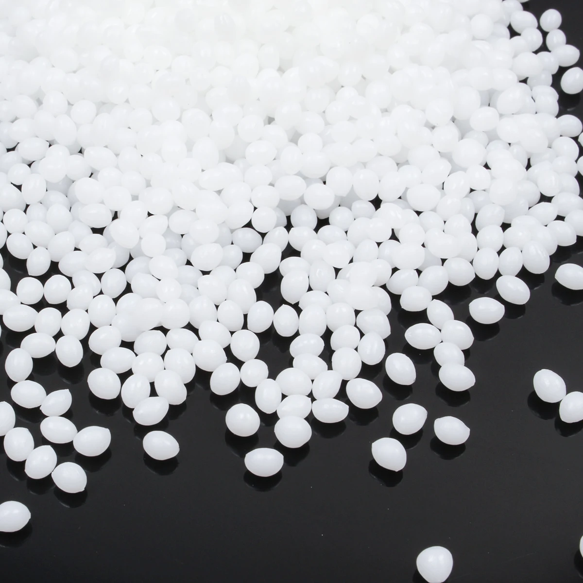 Пластиковые термопластиковые полиморфные Литые пластиковые гранулы Plastimake-20 г |