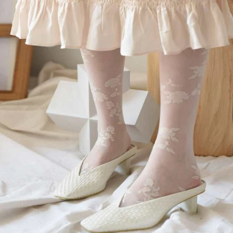 

summer Fashion flower Women's high Socks spring White Knee Socks Japanese College socks long socks Ladies Girls stockings