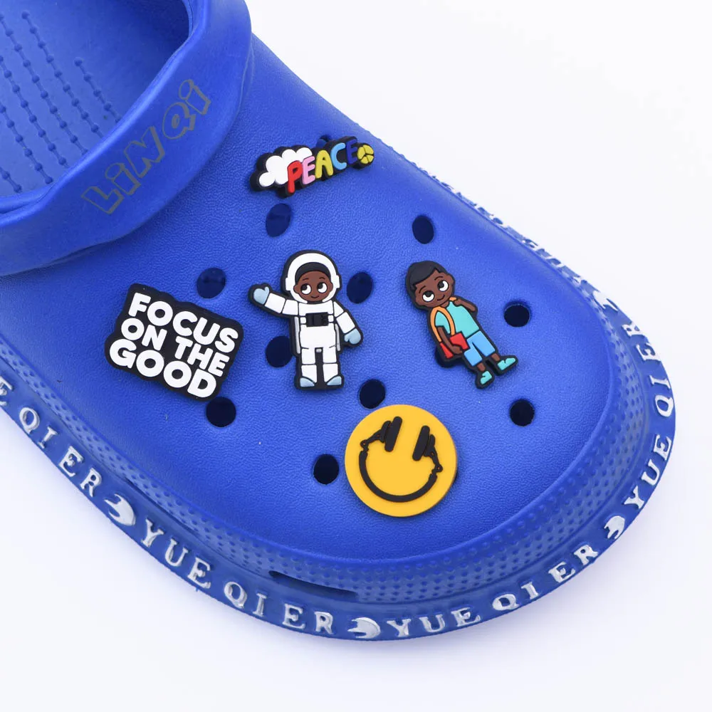 Кроксы в ассортименте доступные рекламные украшения для обуви подвески из