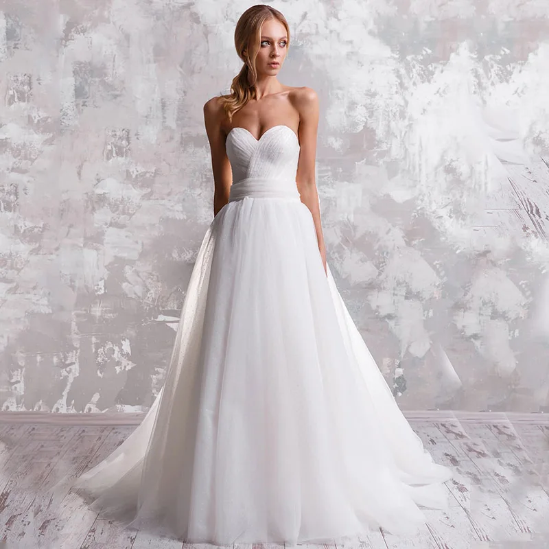 

Sexy Strapless Sleeveless A-line Wedding Dress 2021 High Quality Tulle Sweep Train Pleats Bridal Gowns with Bow