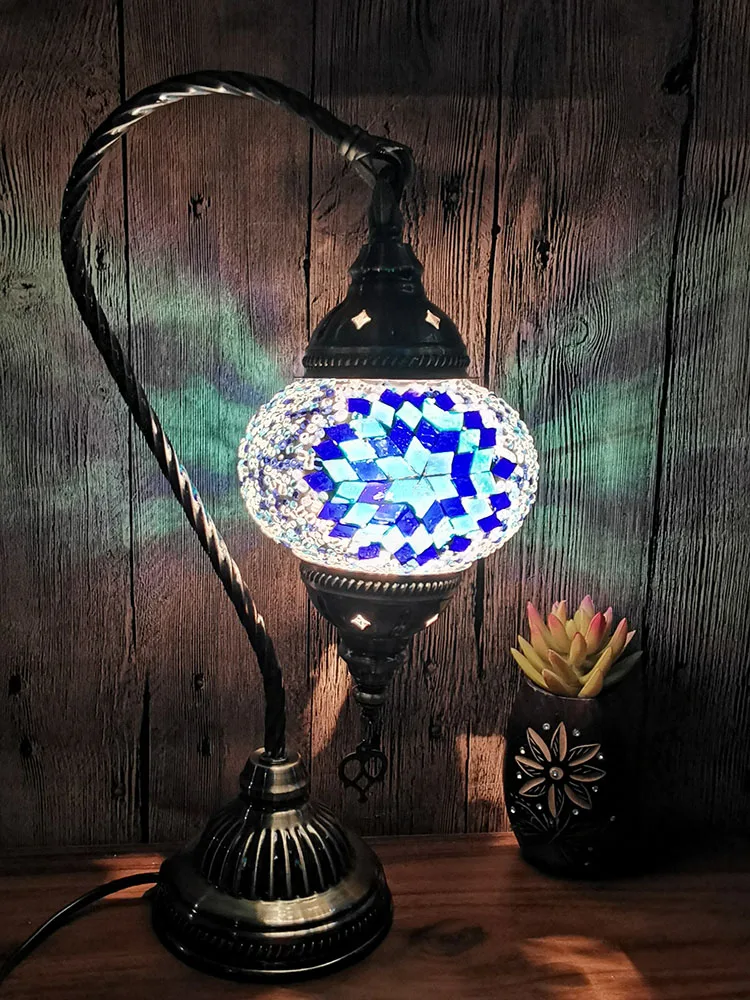 

Hand-decorated LED Small Table Lamp
