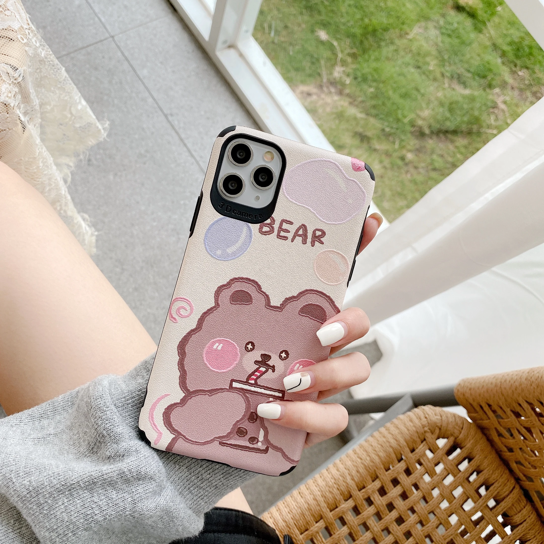 

Silk pattern-milk tea bear suitable for iphone11ProMax mobile phone case 7 / 8plus x xsmax xr protective cover