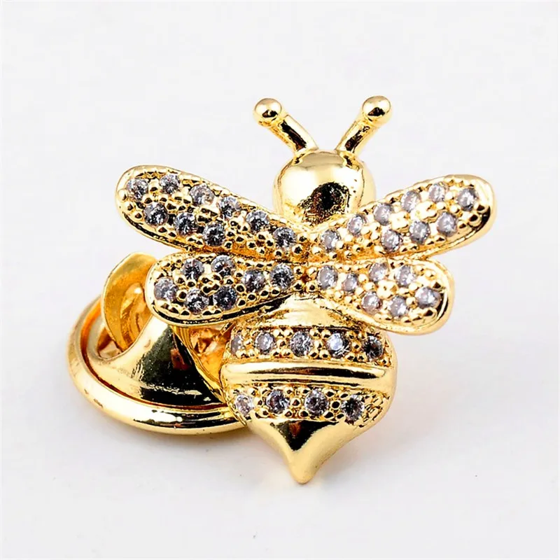 

Luxury Female Small Bee Brooches For Women Charm Gold Color Wedding Jewelry Vintage White Crystal Pin Dress Coat Accessories
