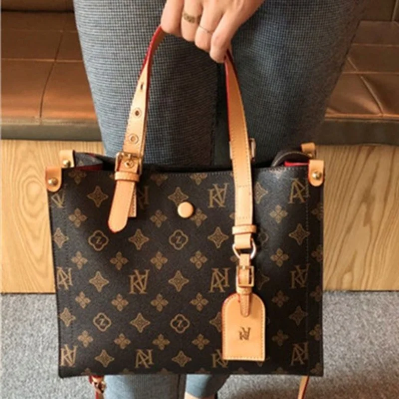

Women Luxury Fashion Genuine Leather Bucket Bags 2021 Large Capacity Shoulder Handbags Simple Printing Messenger Bag Bolso Mujer