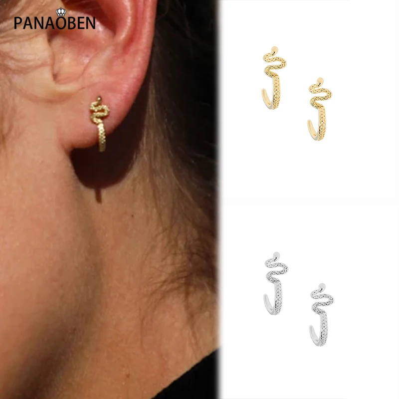 

Женские серьги-кольца в виде змеи с цирконом