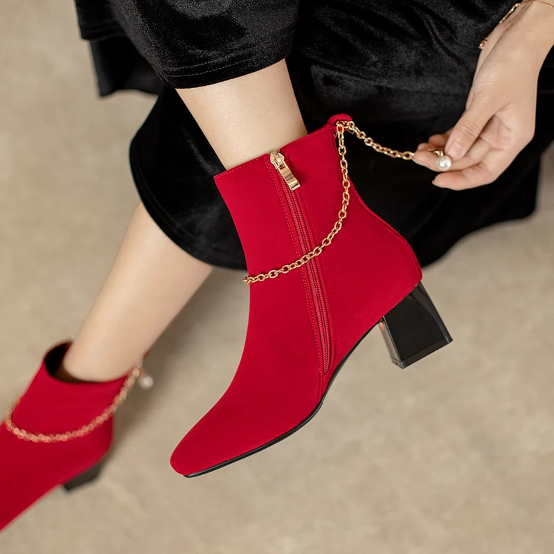 Ботинки женские на квадратном каблуке с острым носком резиновой подошве | Обувь
