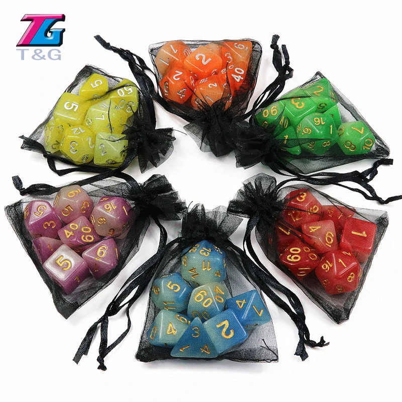 Микс-цвет 7 шт./лот светится в темноте RPG кости для DnD D4 d6 d8 d10 % d12 d20 фиолетовый синий