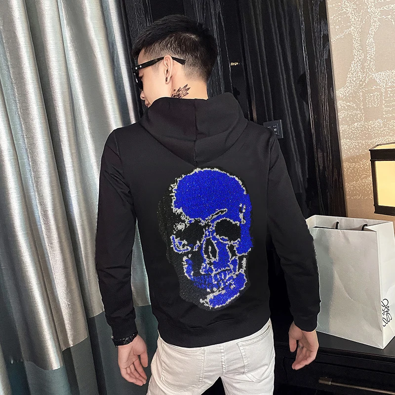 

High-End Design Men's Comfortable Hoodie Autumn And Winter Brand Slim Pullover Shiny Animal Rhinestone Sweatshirt